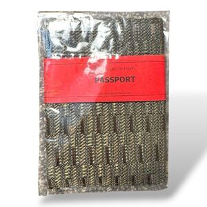 NWT Alan Stuart Woven Passport Holder